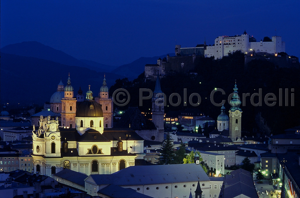 Old Town and Hohensalzburg Castle, Salzburg, Austria
 (cod:Austria 06)